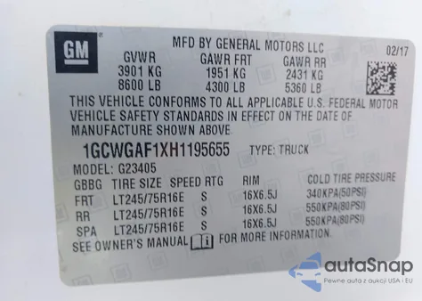 2017 Chevrolet Express 2500 Work Van z USA, uszkodzony, nr VIN 1GCWGAF1XH1195655